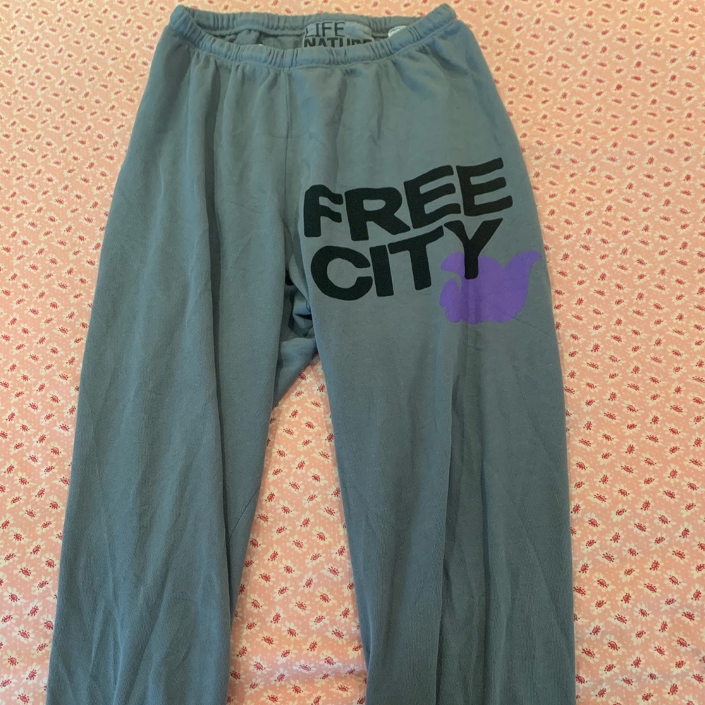 Free city sweats